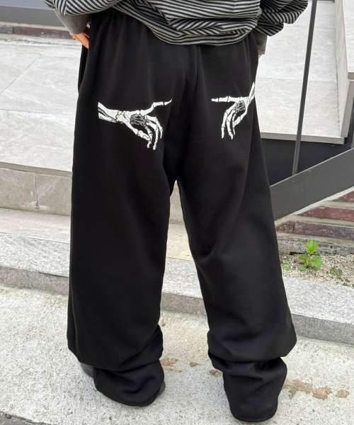 ET BONE FINGER 스웨트 팬츠[블랙]