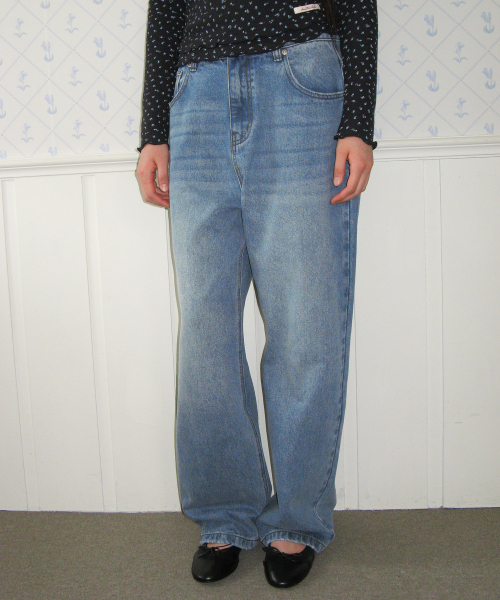 Classic Straight Denim Pants Light Blue