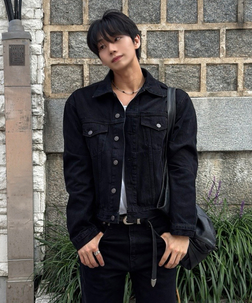 CROP DENIM TRUCKER JACKET [WASHED BLACK]