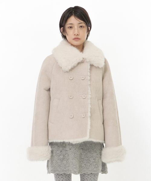 Double button shearing fur mustang (Pink beige)