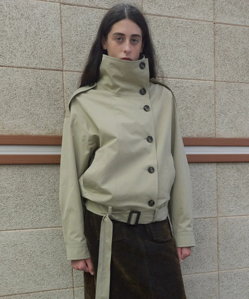 BELTED HALF TRENCH JACKET_BEIGE