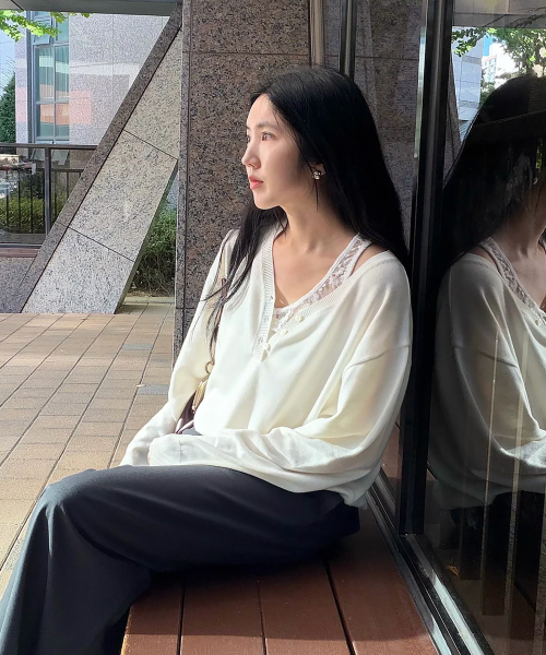 브이넥 버튼 니트_아이보리