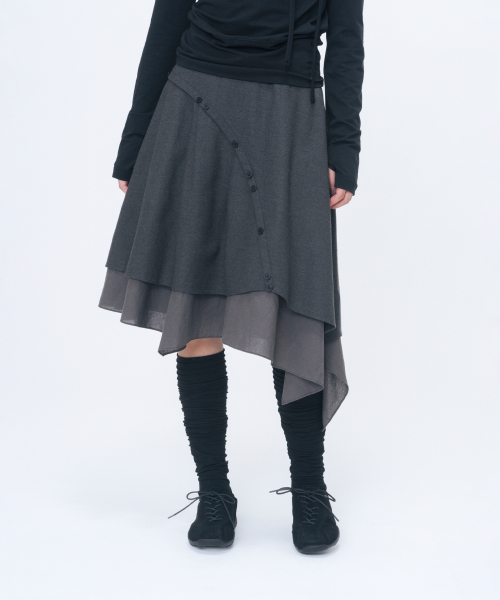 Asymmetric line draped skirt CHARCOAL