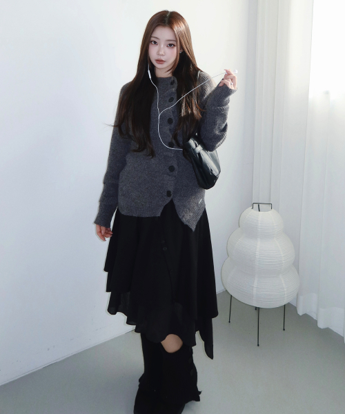미세키서울 Asymmetric line draped skirt BLACK