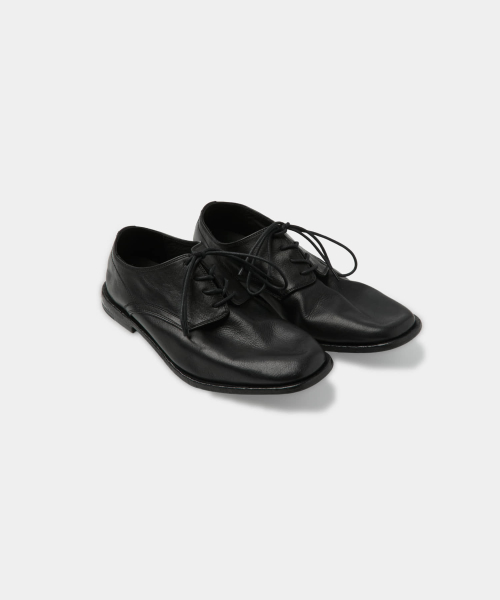 Square-Toe Wrinkled Derby Shoes (Black)