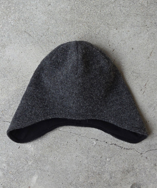 WOOL EARFLAP BEANIE [CHARCOAL]