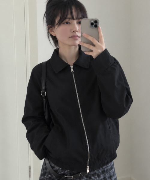 소매 벨티드 디테일 컷 아웃 포켓 오버핏 코튼 블루종 집업 자켓 [블랙]