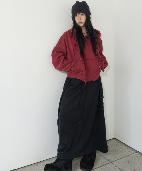 [ZGGU] Multi lace Trim One Tuck Track Skirt [BLACK]