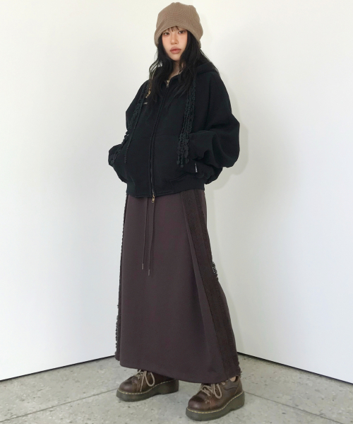 [ZGGU] Multi lace Trim One Tuck Track Skirt [DARK BROWN]