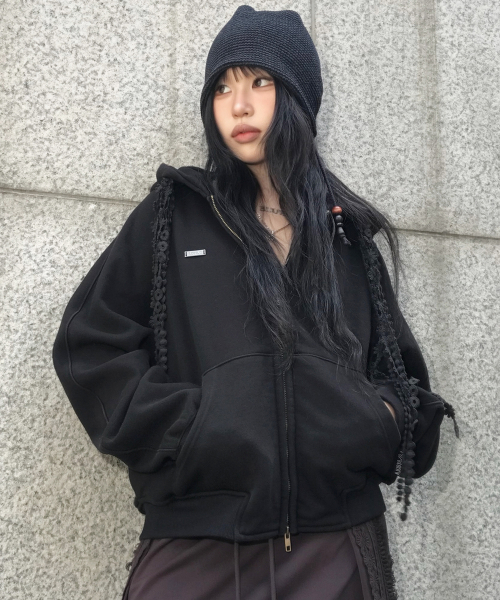 [ZGGU] Laced Multi-Drawstring Zip-Up Hoodie [BLACK]