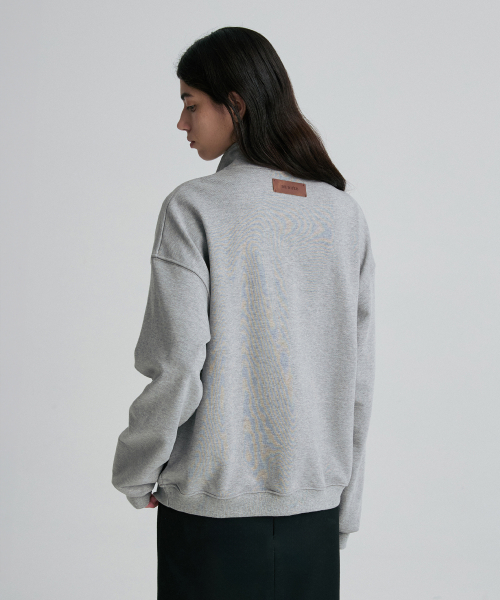 HALF-ZIP SWEATSHIRT