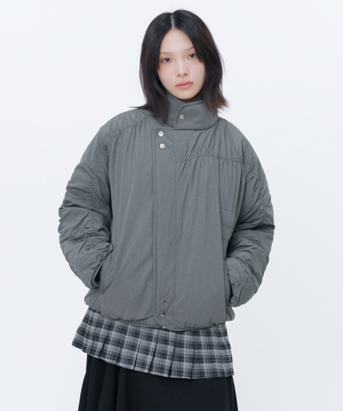 미세키서울 Diagonal shirring padded jacket CHARCOAL