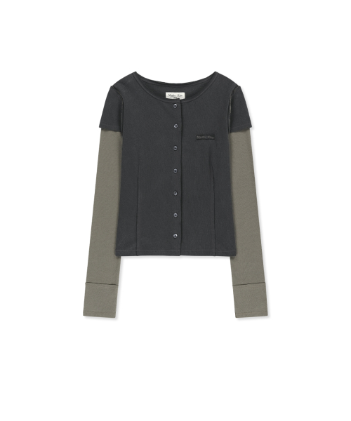 FADED COLOR BLOCK LAYERED BUTTON TOP IN CHARCOAL