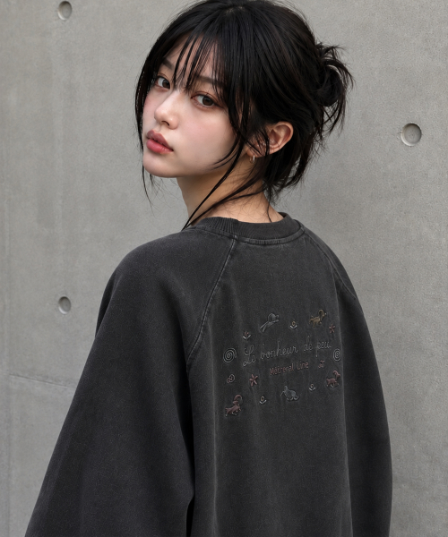 꼼파뇨 보네르 퍼피 피그먼트 레글런 맨투맨 스모크블랙