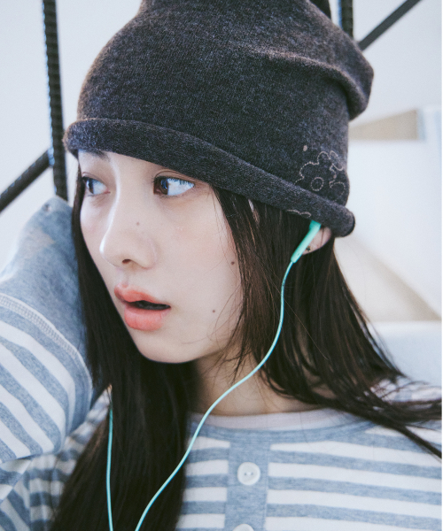 Soft Beanie (Deep Brown)