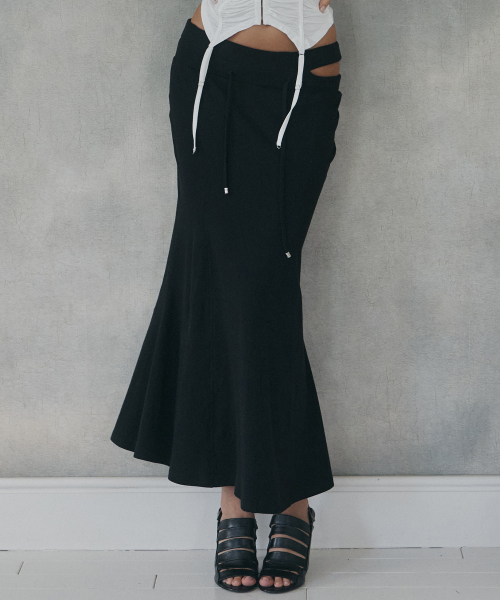 Voline Mermaid Long Skirt (Black)