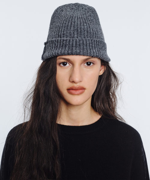 CLASSIC KNIT BEANIE_grey