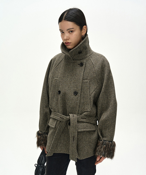 FUR CUFF HIGH NECK COAT (BROWN)