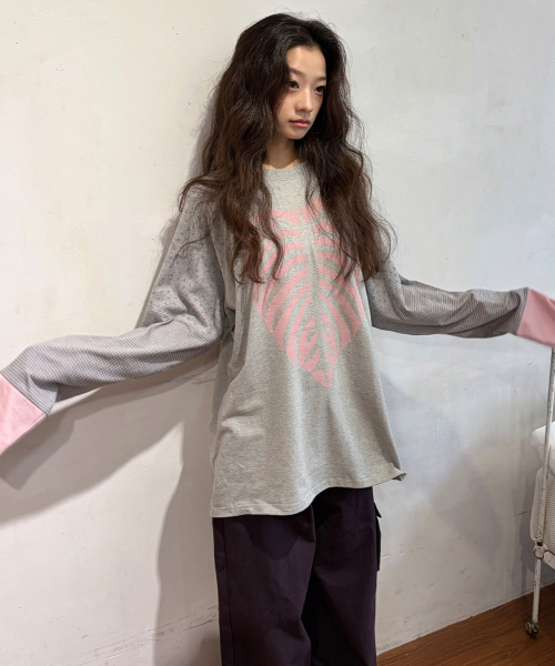 LEAF BONE COLOR BLOCK LONG SLEEVE — Main product photo