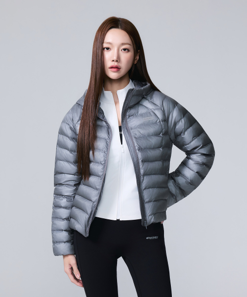 디스커버리 익스페디션 여성 웰니스 경량 크롭 패딩자켓 (GREY)