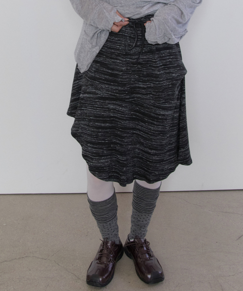 Asymmetric Panel Skirt [Charcoal]