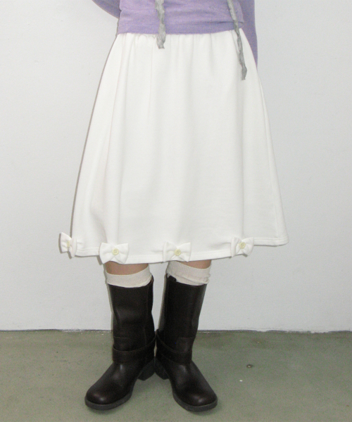BUTTON RIBBON SWEAT MIDI SKIRT WHITE
