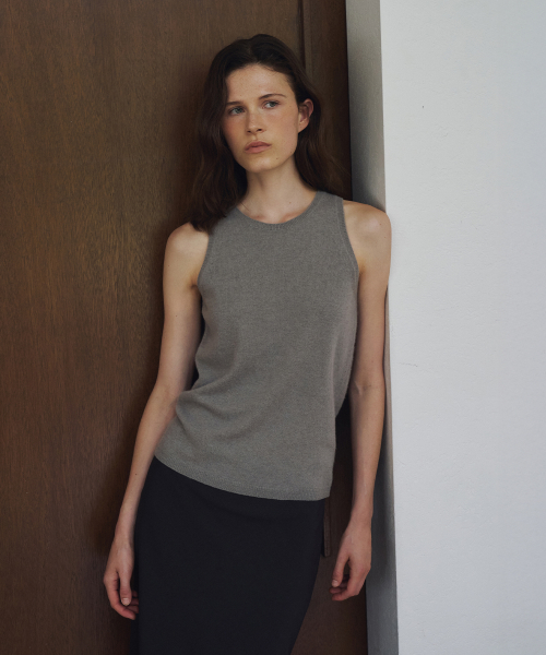 Raccoon Round Knit Sleeveless Top[LMBFAUKN2107]-Stone Taupe