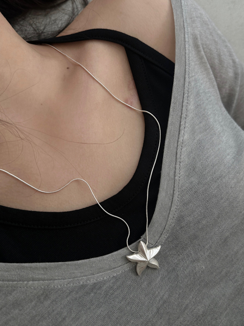Muse Star Necklace