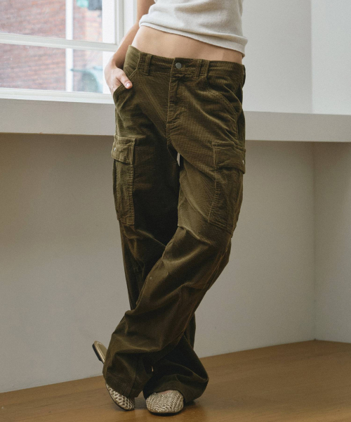 Low-Rise Cargo Corduroy Pants