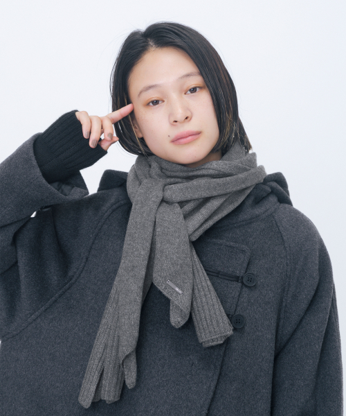 Two tie detail muffler GREY
