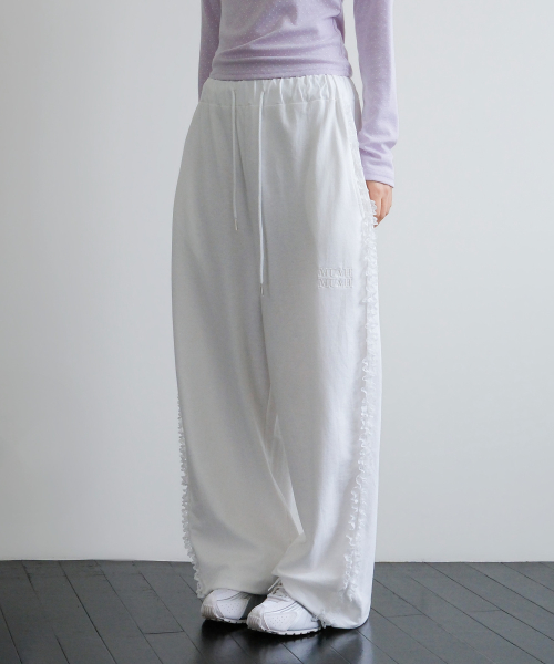 LACE BAND WIDE BANDING PANTS [WHITE]