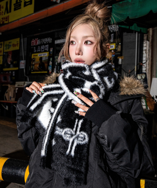 엑스톤즈 XF019 루프 리버시블 소프트 헤어리 머플러 (BLACK)