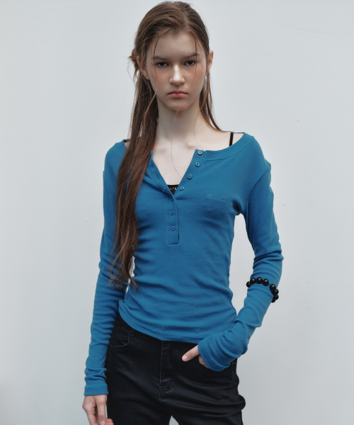 BUTTON HENLEY LONG SLEEVE TOP_BLUE