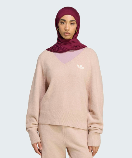 ESS KNT V-NECK WONTAU