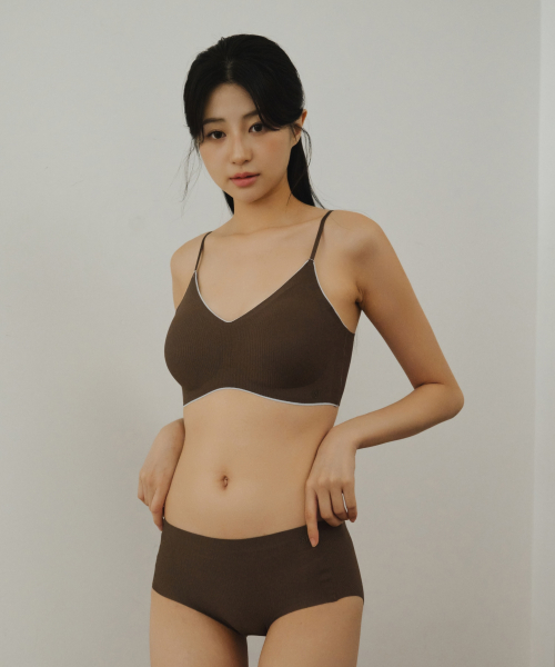 [26FW] 아웃핏 볼륨 브라 & 슬림 핏 팬티 SET - 3Colors
