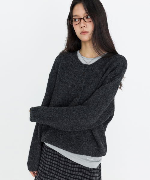 Henley-Neck Oversized Knit Top Charcoal MDKT132CHARCOAL