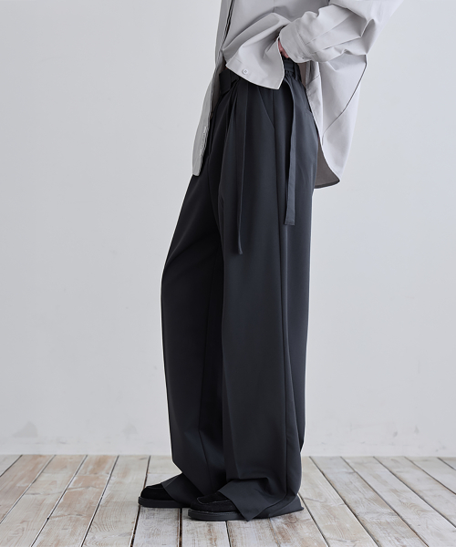 Side Button Slit Banding Slacks, CHARCOAL
