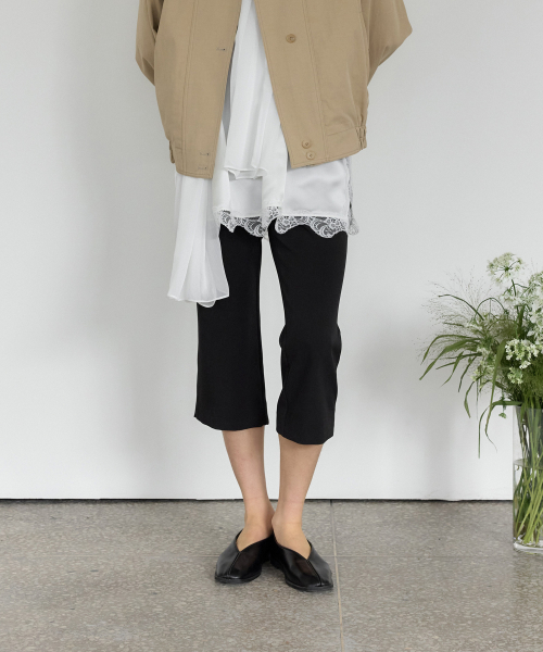 Oe Capri Pants (Black)