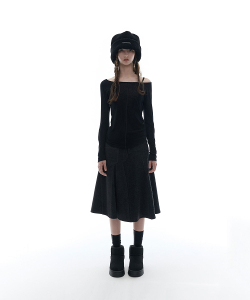 Raw-Cut Knit Midi Skirt / Charcoal