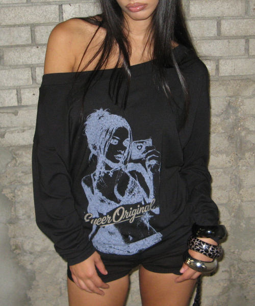 Vintage Girl Graphic Long Sleeve - Black