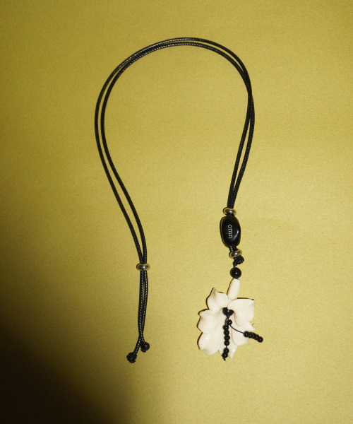 omn Flower Keyring