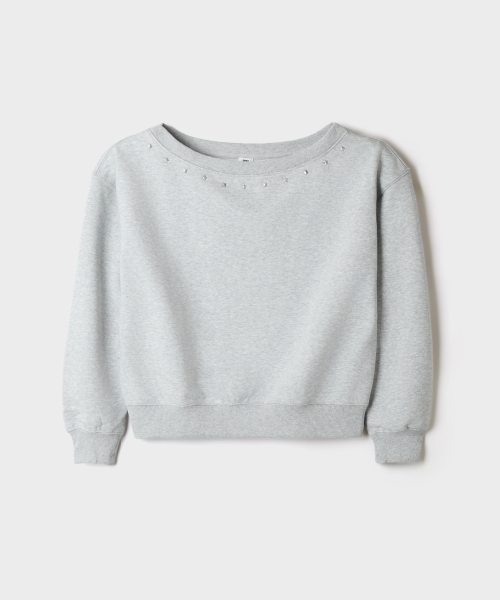 Studded Off-Shoulder Sweatshirt_SPMWG49G40