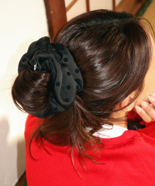 dot silky hair scrunchie - black