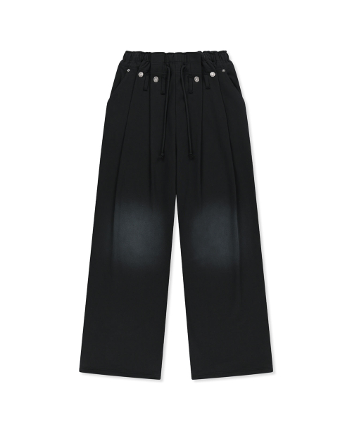 SNAP TUCK WASHED SWEATPANTS IN BLACK