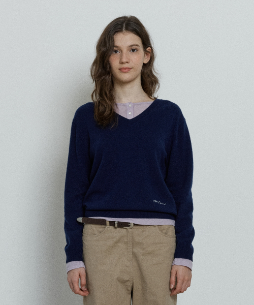 wool v-neck pullover - navy