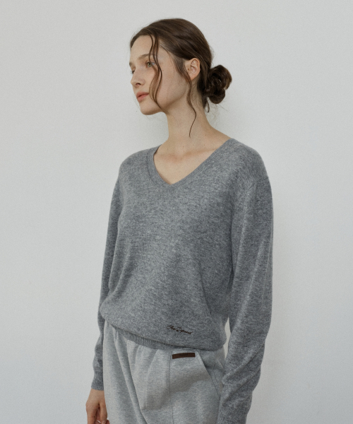 wool v-neck pullover - grey