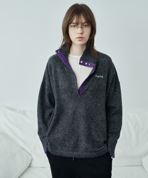 Colorblock High-Neck Knit J1KT720D
