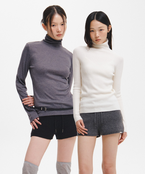 woman textured mini knit shorts [2col]