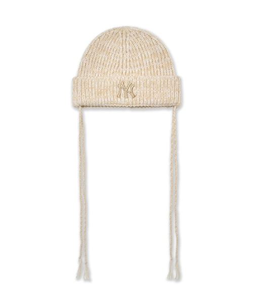 String Beanie