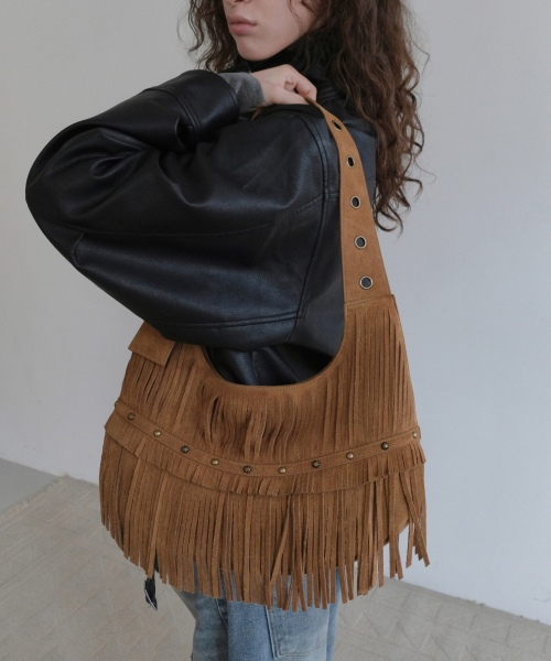 FRINGE SHOULDER BAG [CAMEL]